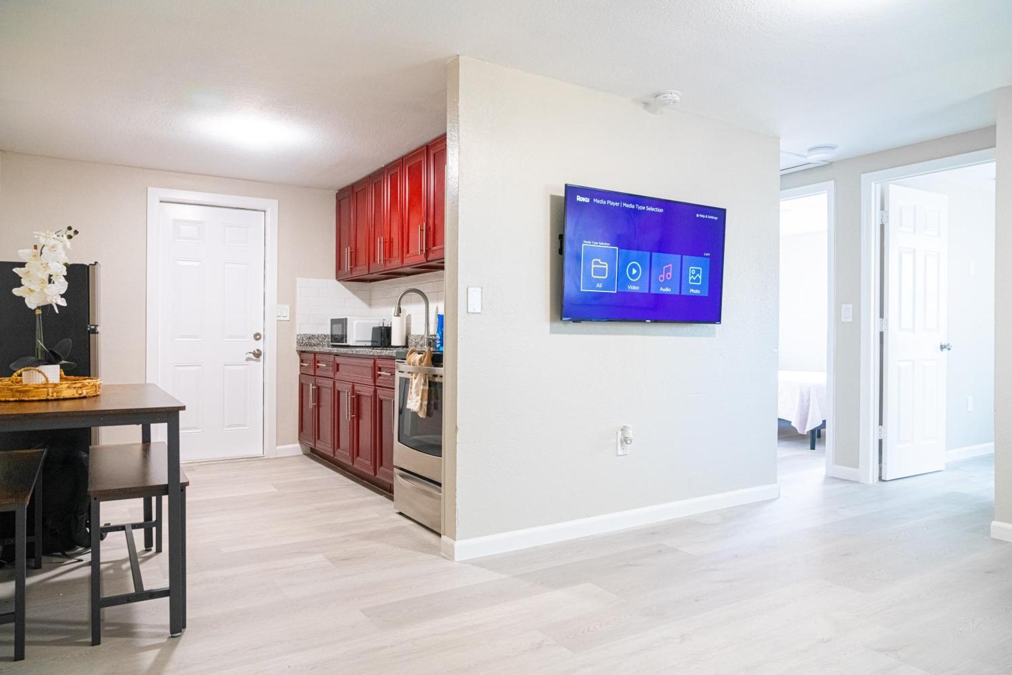 University Serenity Suites Temple Terrace Exterior photo